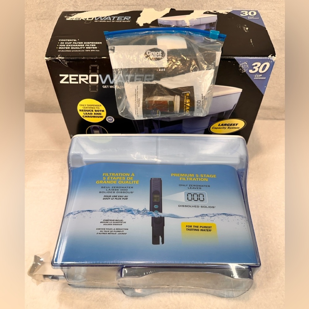 ZeroWater 30 Cup 5 Stage Water Filtration System Dispenser Water Meter & Filter